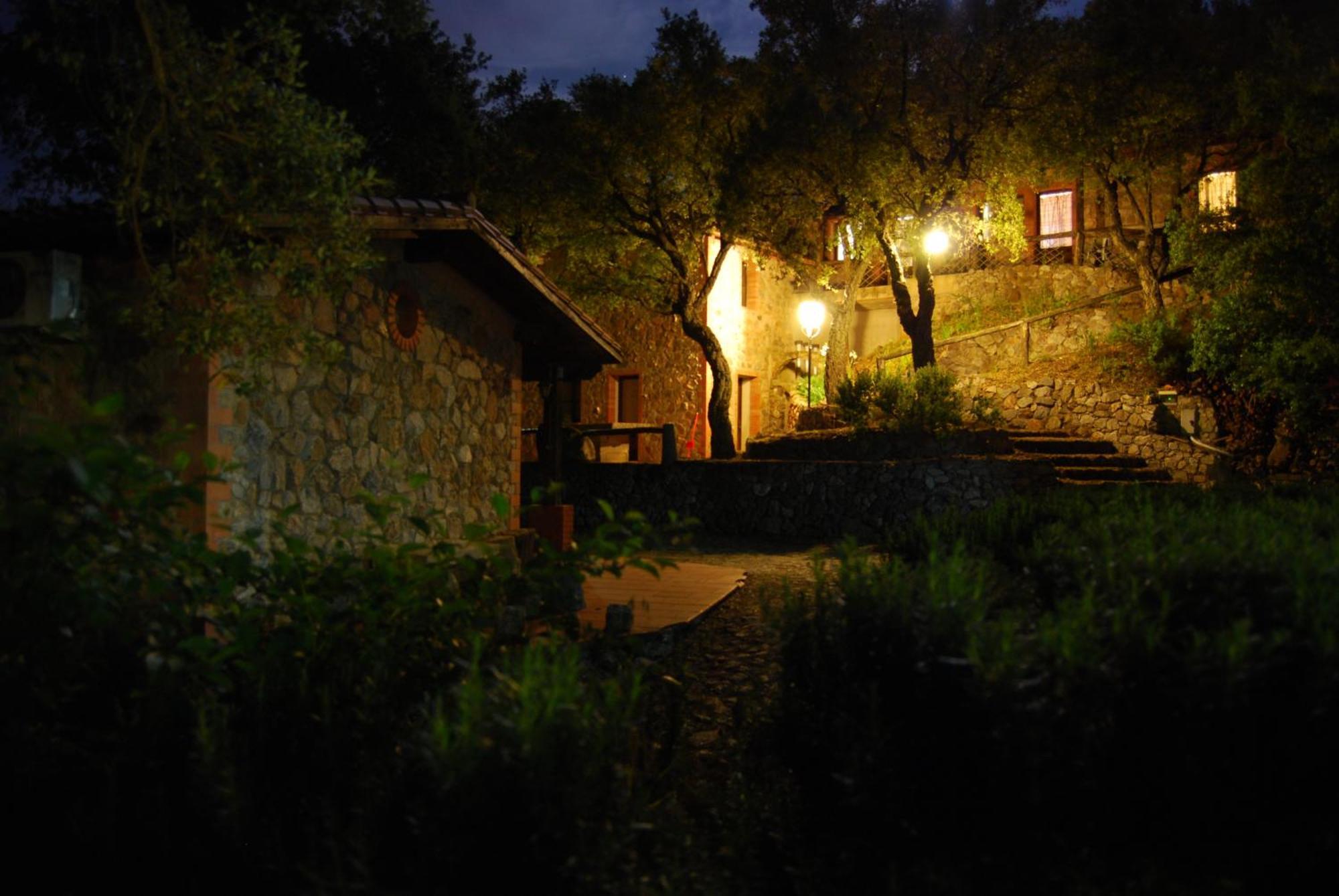 La Quercia Guest House Arbus Exterior foto