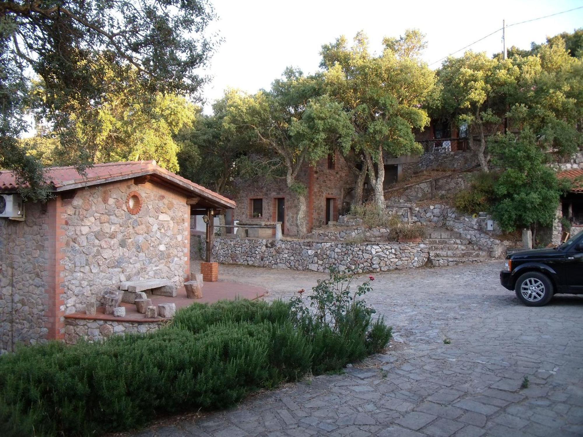 La Quercia Guest House Arbus Exterior foto